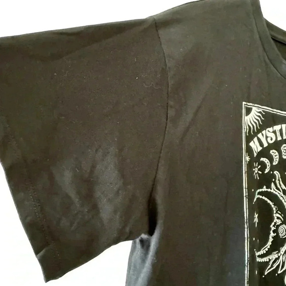 Organic Generation Black White Mystical  Cropped TShirt SZ L #2162 - Picture 5 of 11